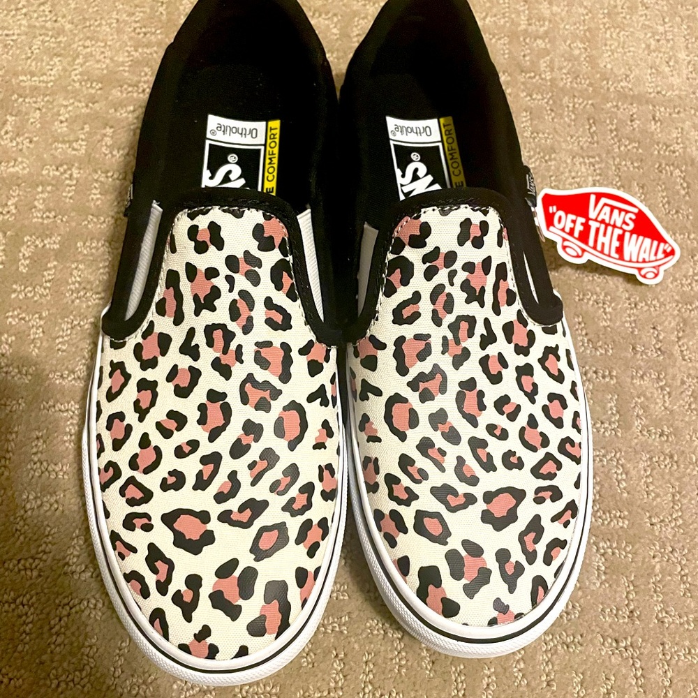 Cute animal print Vans, Sz 8 BRAND NEW